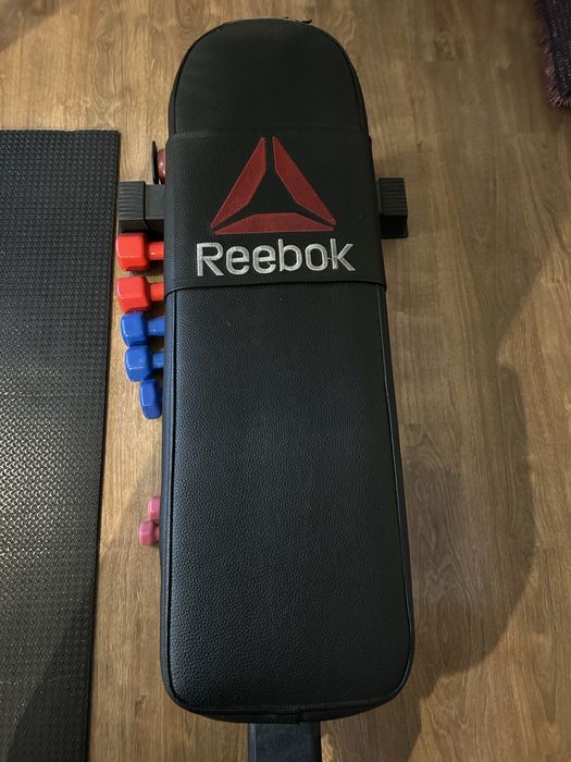 Banco de abdominais/exercicios REEBOK