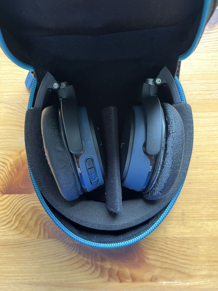 Bose SoundLink On-Ear Bluetooth – bardzo dobry stan + etui + kabel