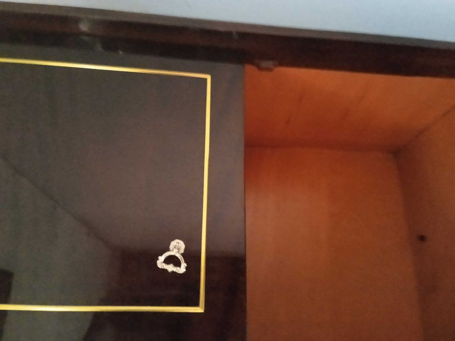 Продам Антресоль  шкаф в отличном состоянии