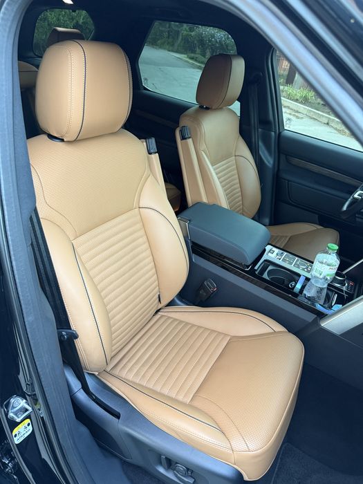 Land rover discovery 5