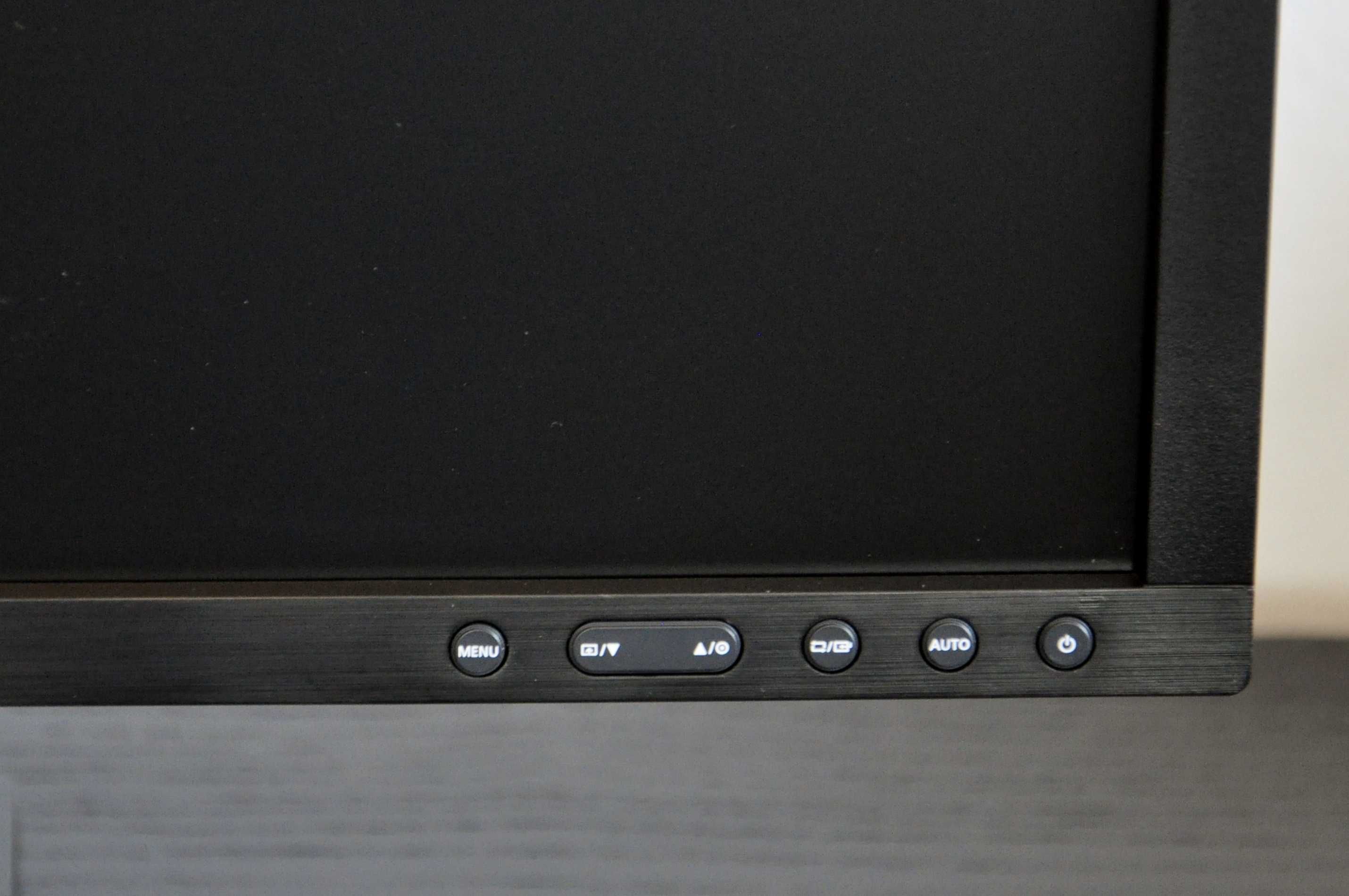 Monitor Samsung S24E450D (1920x1080) FULL HD 16:10 LED