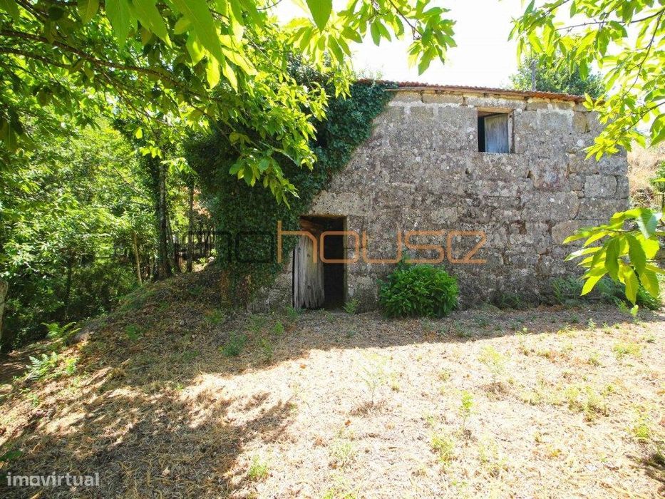 Casa rústica - Perto do Rio Douro