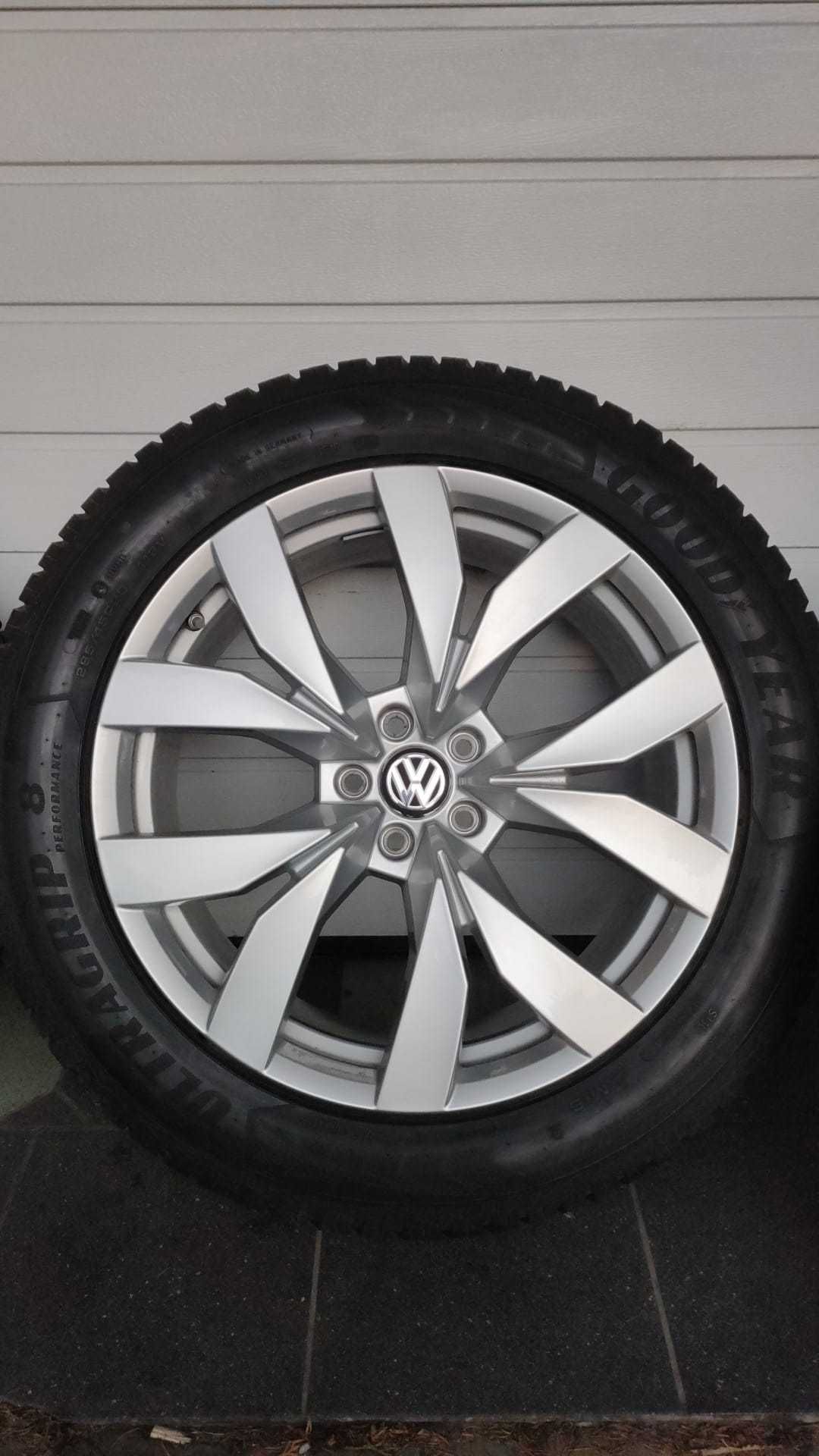 Koła 20' VW Touareg III Audi 5x112 opony zima 285/45/20 TPMS (OL1522)