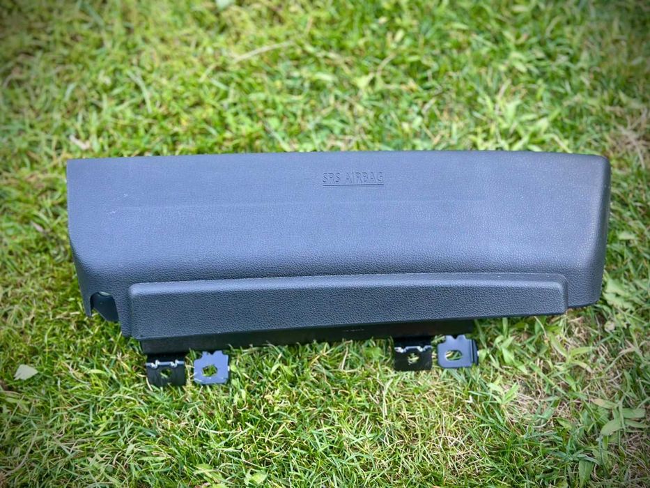 Подушка безпеки колін пасажира NISSAN Leaf ZE1 (18-) 34309711g