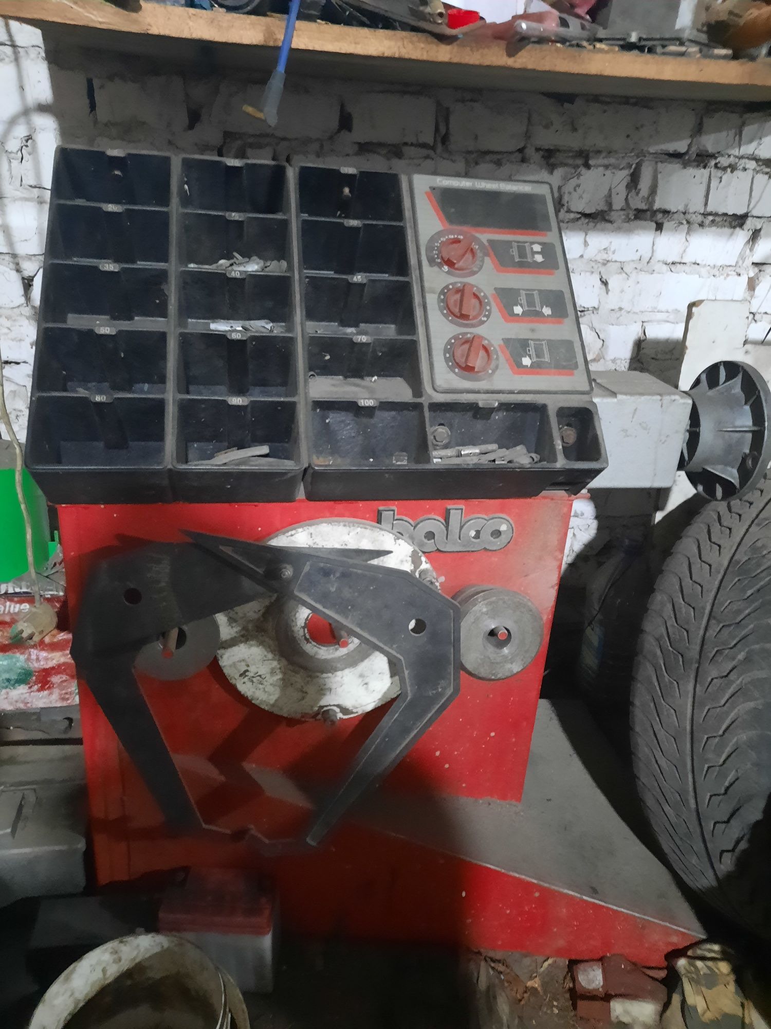 Станок шиномонтажний 380v