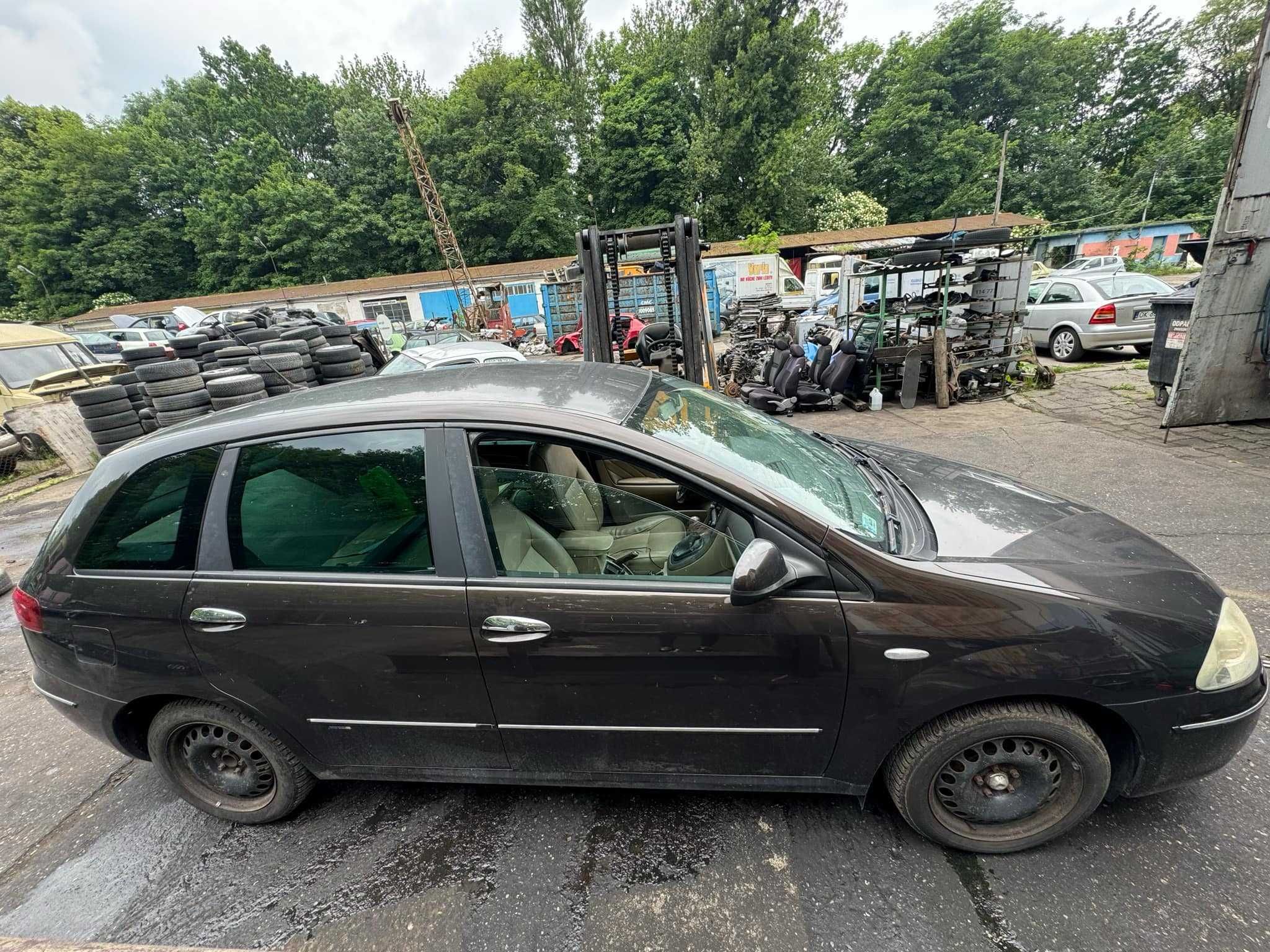 FIAT CROMA na części 2007r. Adax Opolski Auto Złom Koźle