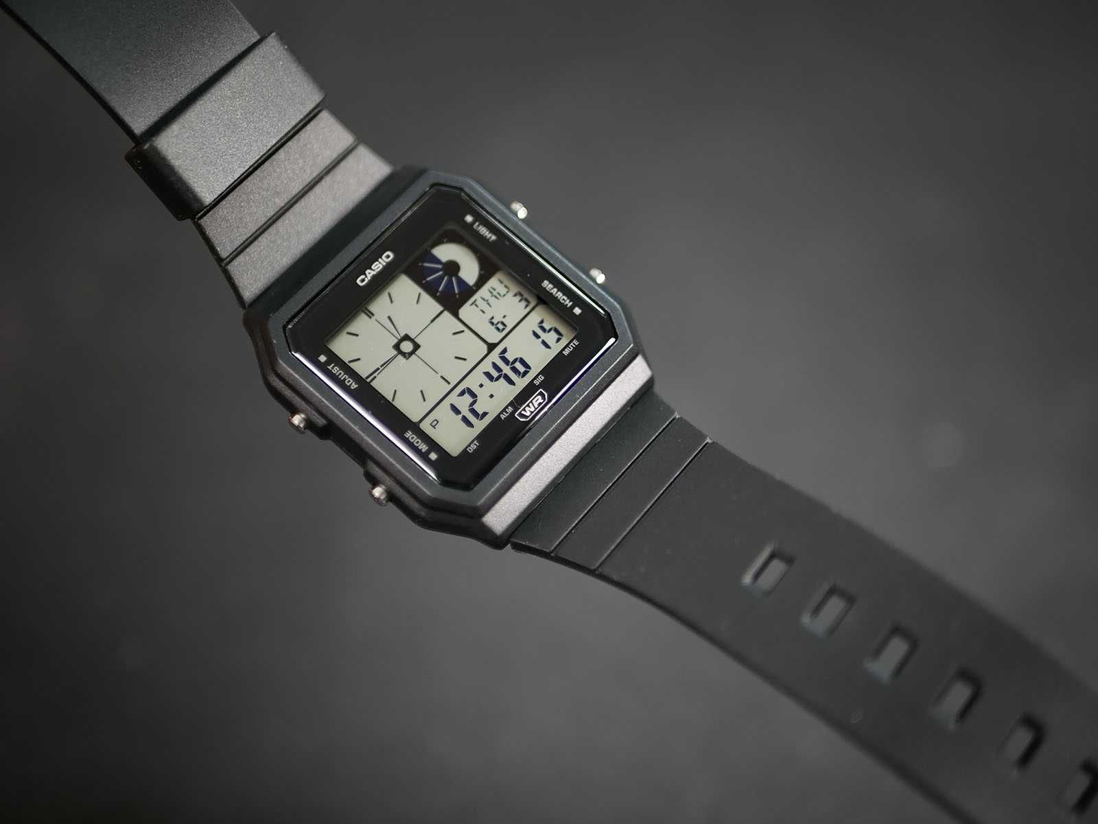 Casio LF-20W-1ACF новые, с коробкой