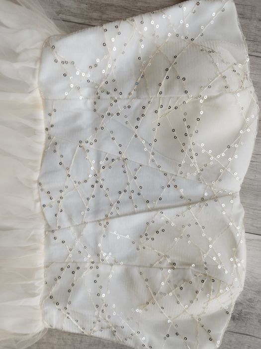 Sukienka długa nowa