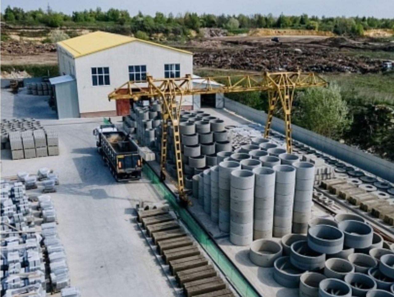 Копка вигрібної ями, каналізації, септика з армованих кілець. ТГУ270