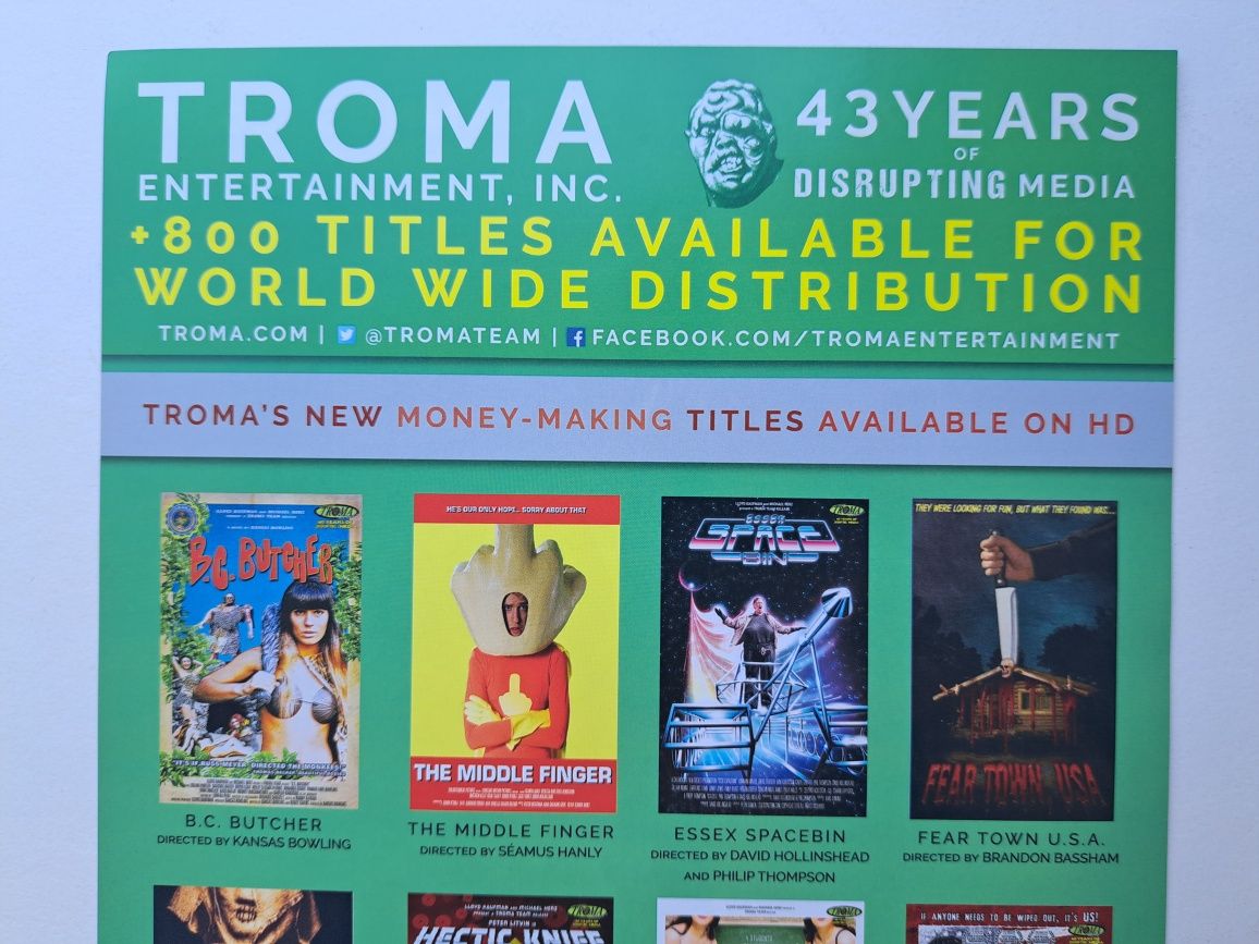 TROMA Return to Nuke 'Em High volume 2 - material promocional Cannes