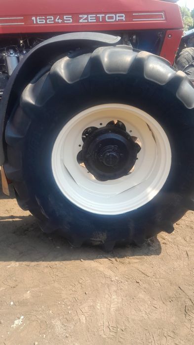 Felgi przedni napęd r 28 zetor Ursus