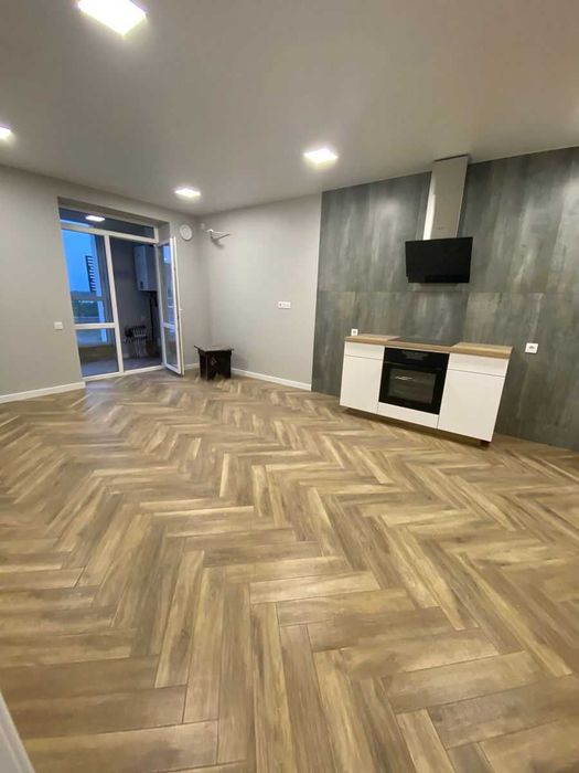 Продам 2 кімн. квартиру в новобудові з ремонтом