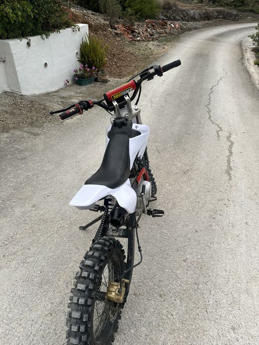 Pit bike 125cc.