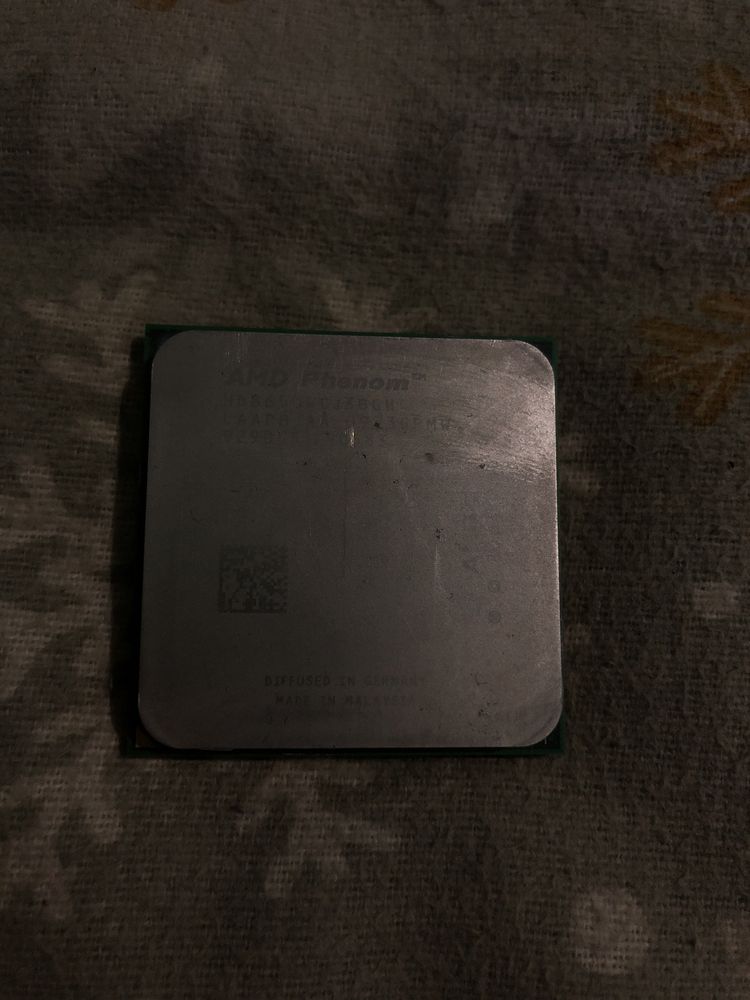 AMD Phenom x3 8650