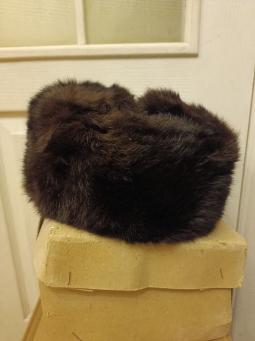 Шапка міхова натуральна нова Львівської фабрикиики