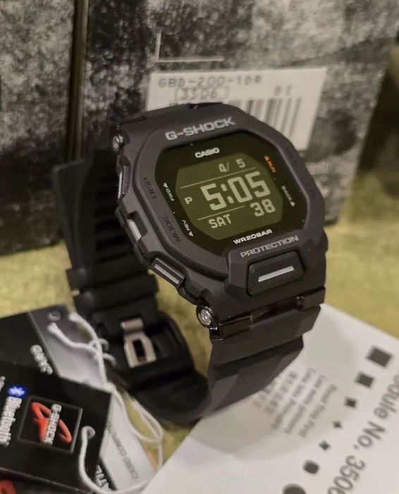 Продаю наручные часы Casio G-Shock GBD-200-1E.