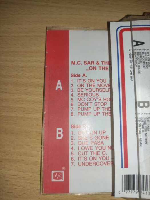 Kaseta mc sar and the real mc coy on the move