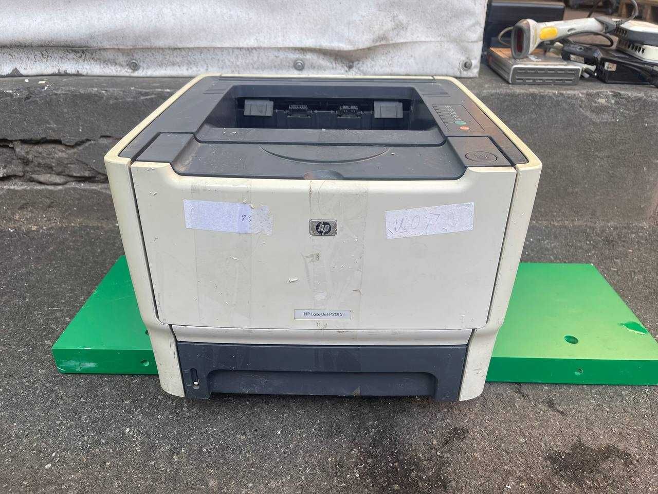Кольоровий лазерний принтер HP Color LaserJet P 2025