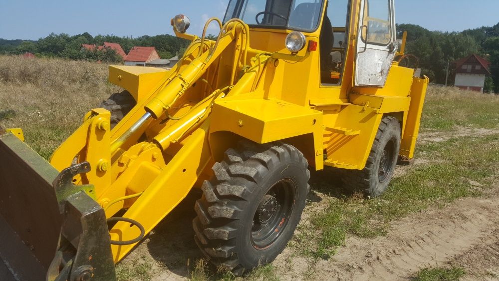 koparko ładowarka Schaeff SKB 800 A koło opona 16/70-20 kompletne koło