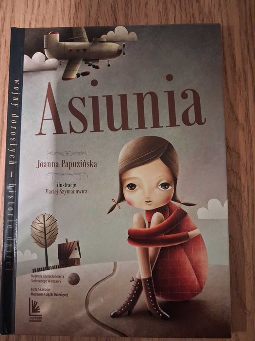 Książka, lektura Asiunia