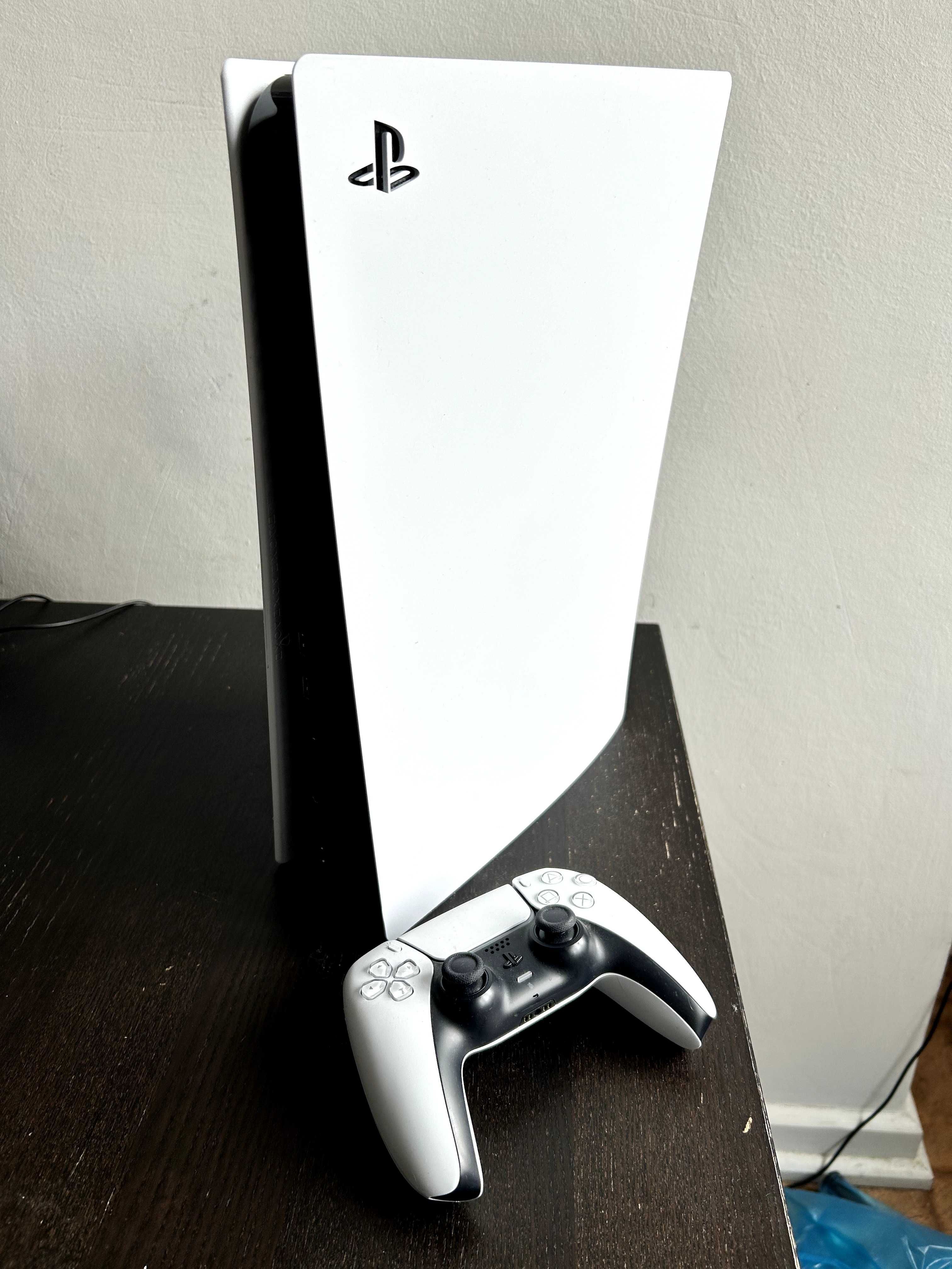 PS5 (1TB Disk version) + 1 kontroler