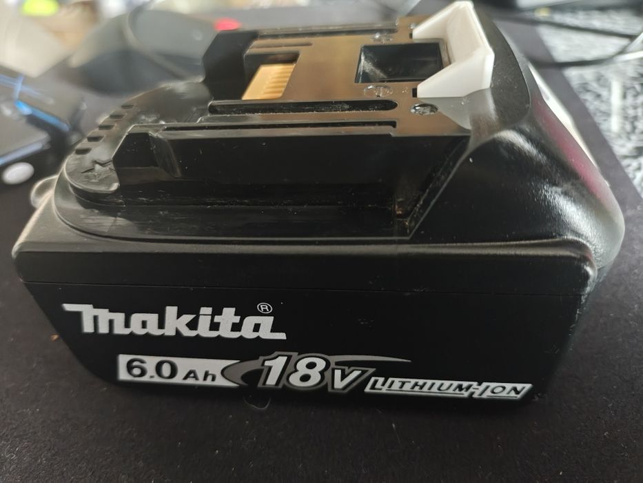 MAKITA akumulator BL1860B