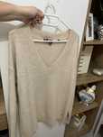 Sweter w szpic Monnari
