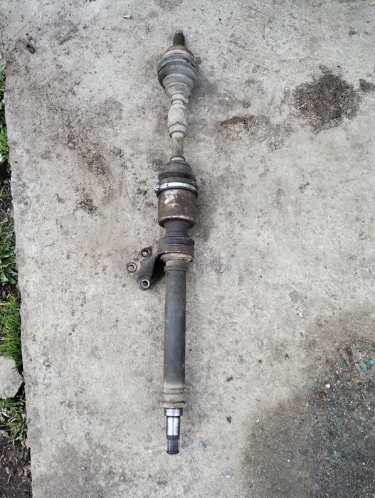 Полуось мазда 3.