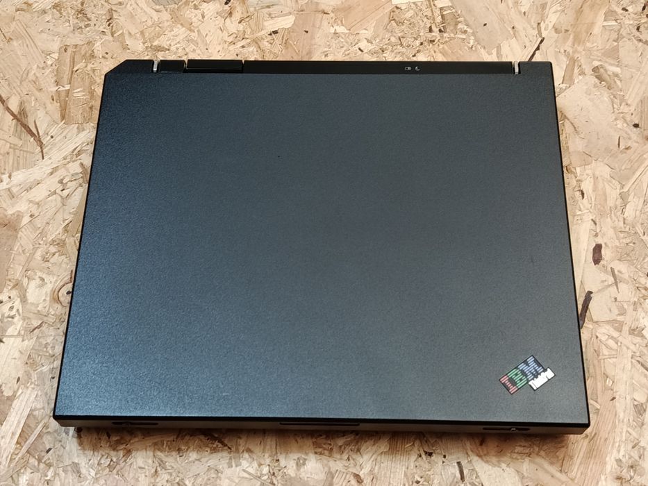 Portátil IBM Thinkpad A31 (2002) como NOVO