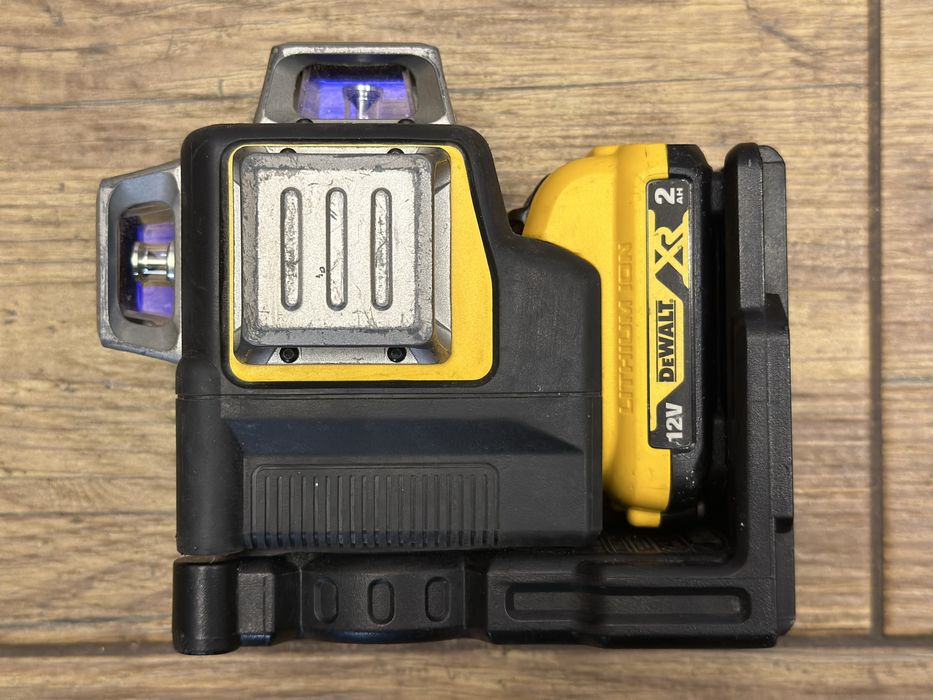 Laser samopoziomujący 360° DeWalt DCE089G | bateria 2Ah 12V | DCB1102