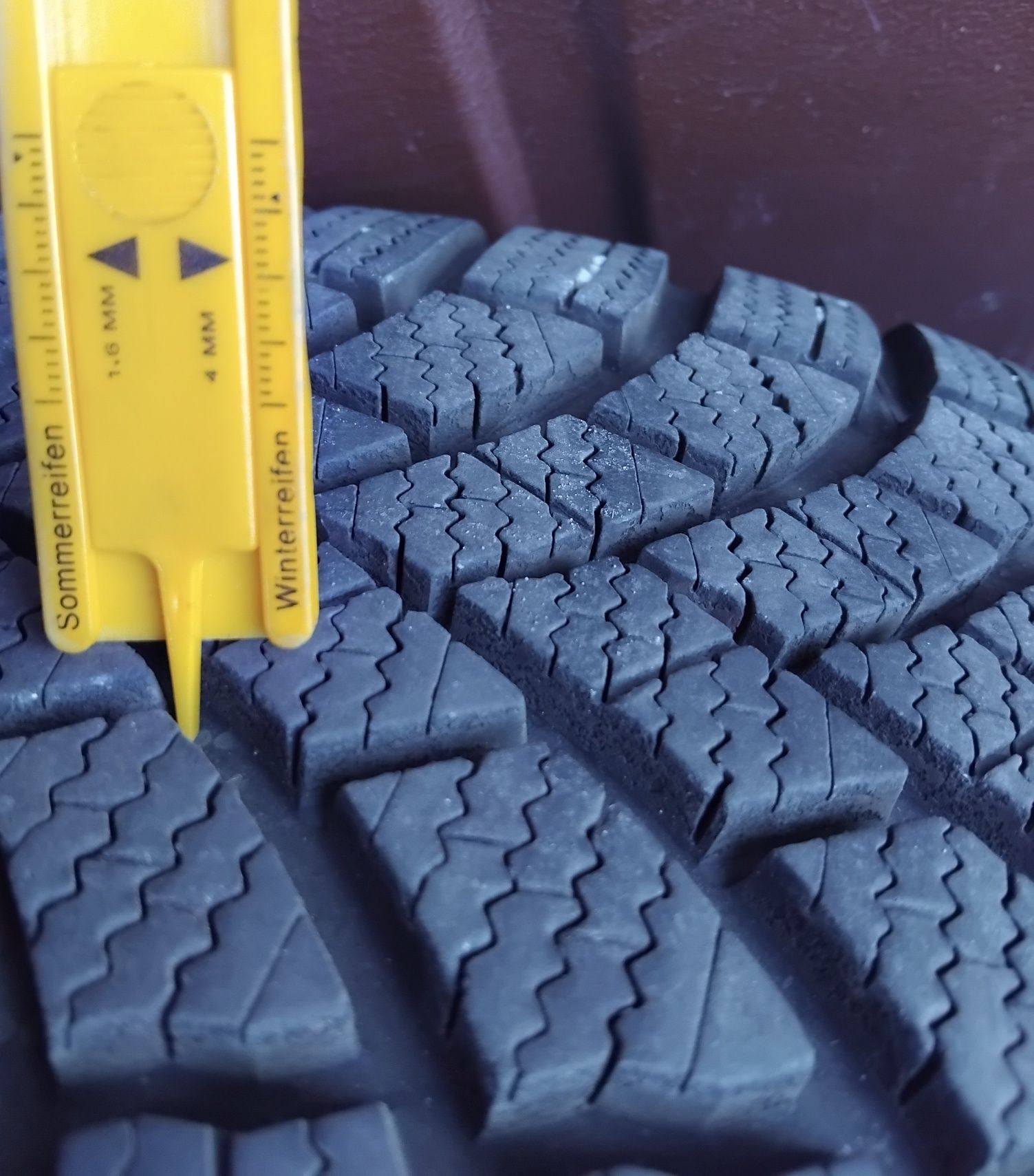 Koła Felgi 17 5x112 VW GOLF GTI Opony zimowe 205/50/17 BRIDGESTONE BL