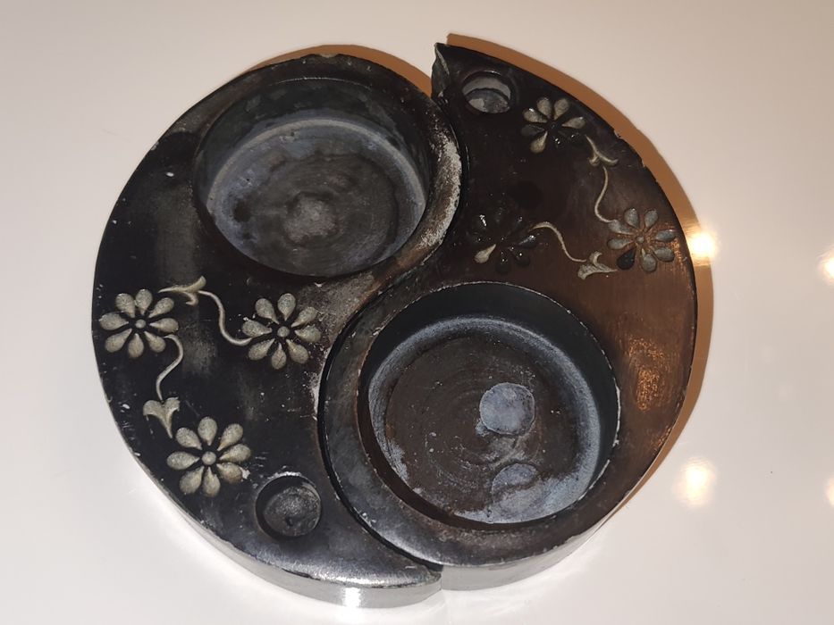 Świecznik Yin Yang - Dwa Elementy, Harmonijny zór Kwiatowy
Sprzedam u