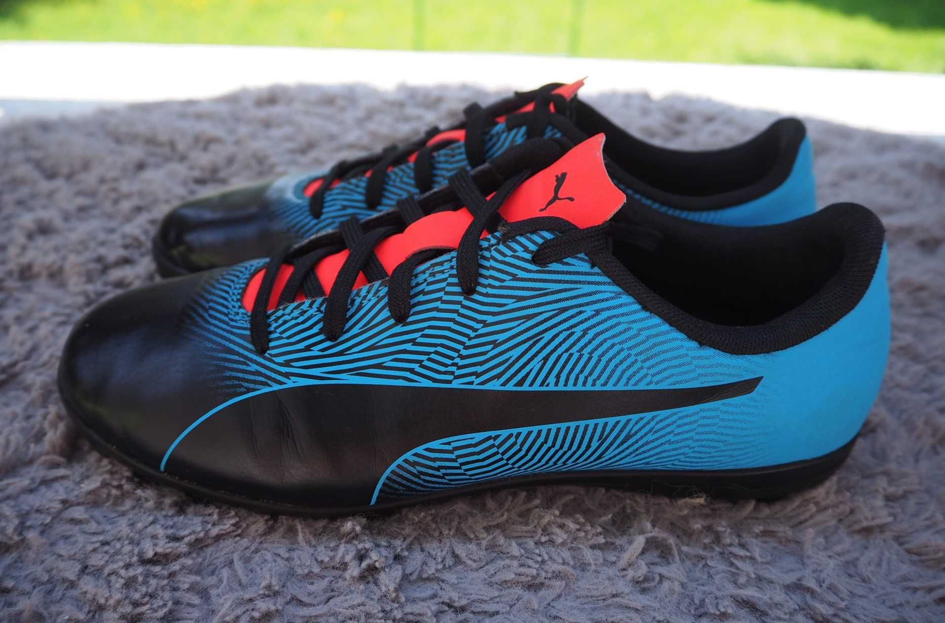 Buty piłkarskie, turfy, korki Puma. Lekkie, wygodne. R. 38,5. Zadbane!