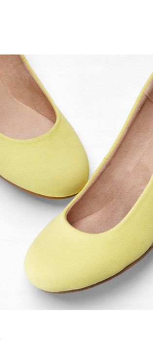 Nowe Czułenka na koturnie 37