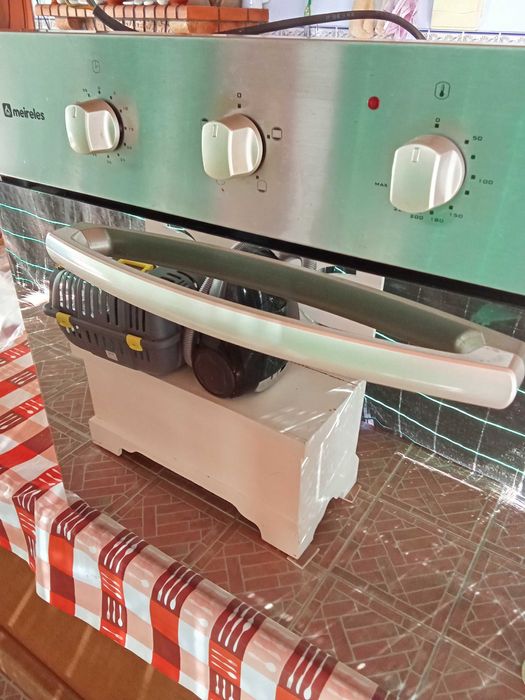 Conjunto placa vitrocerâmica mais forno elétrico