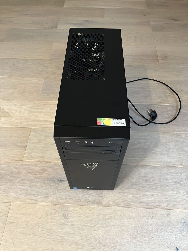 Komputer Stacjonarny – Intel Core i7, GTX 960, 16 GB RAM, SSD + HDD