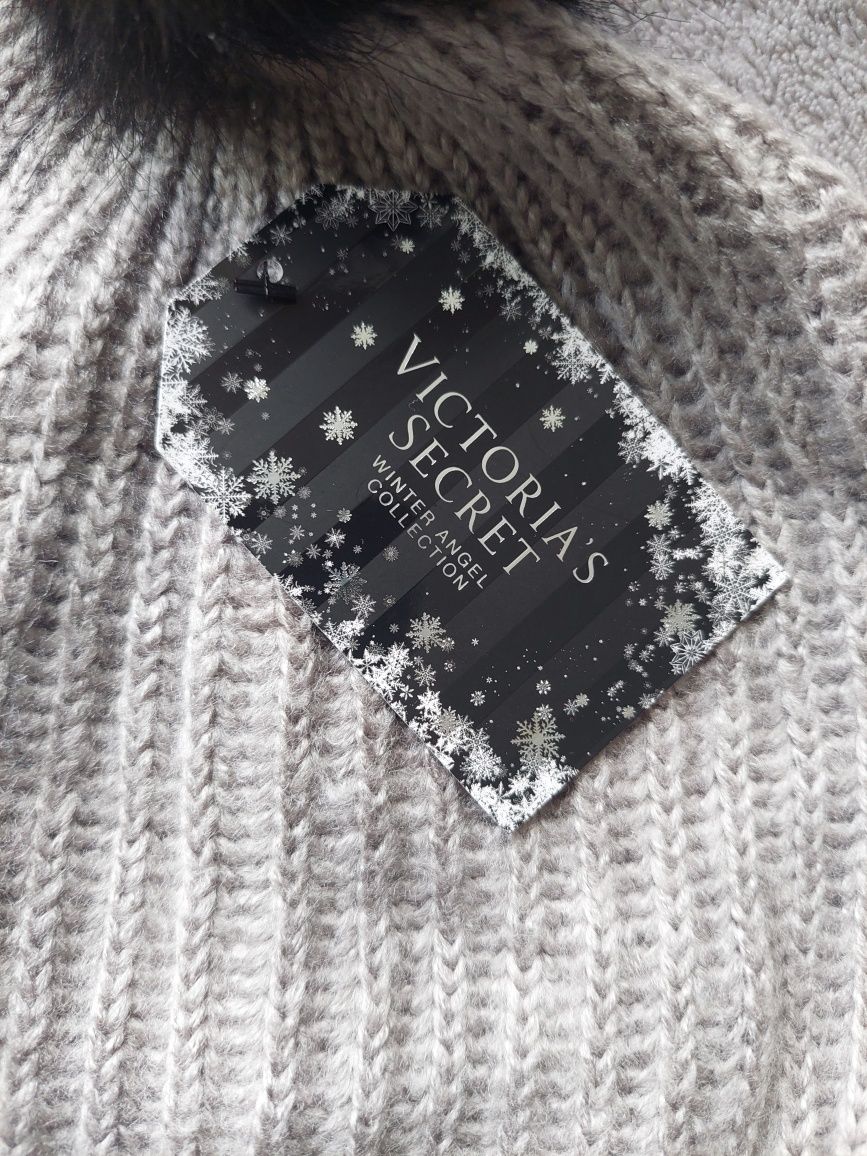Шапка Victoria's secret