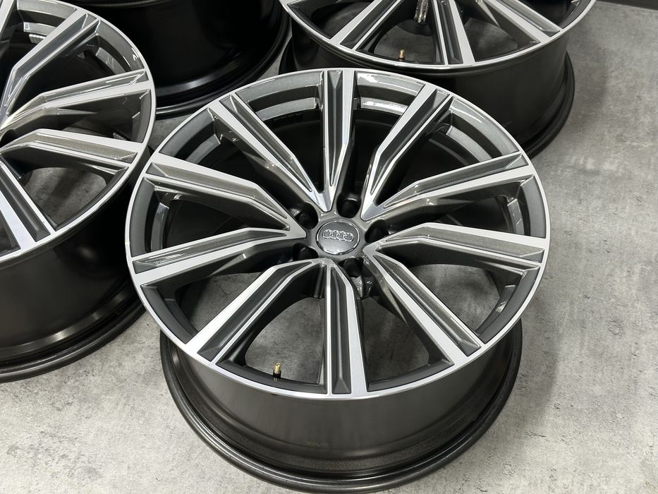 Оригінальні диски Audi Q8, SQ8 5х112 R21! 4M8601025G