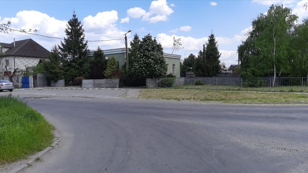 Магазин с кафетерием и летней площадкой