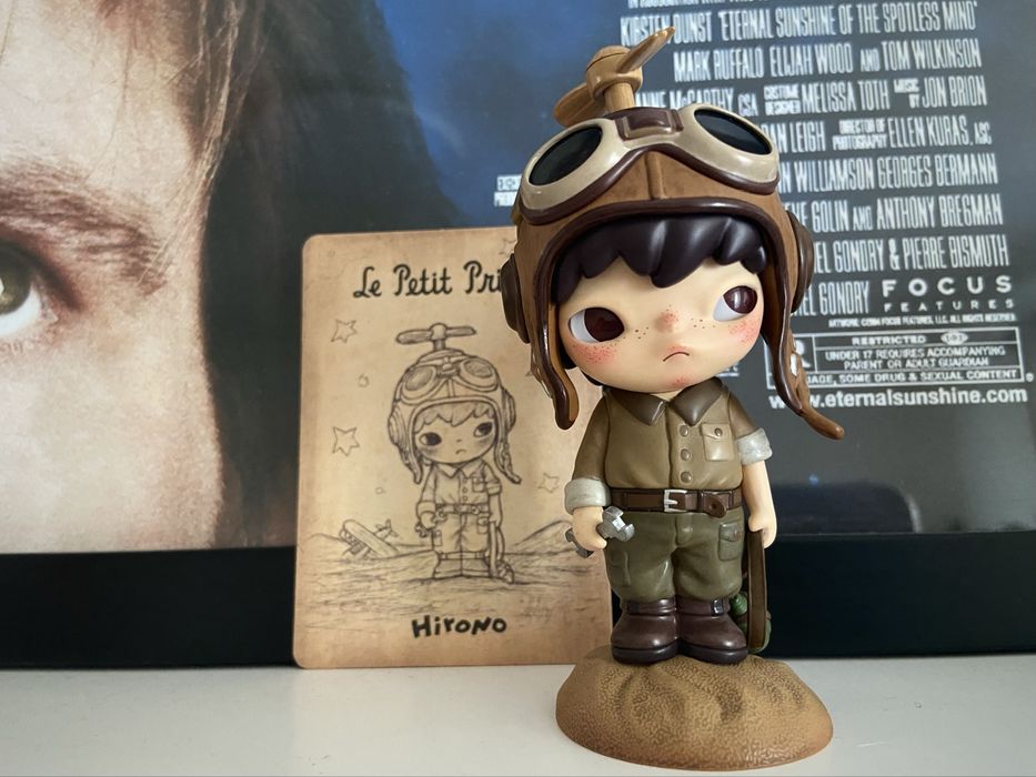 Hirono The Pilot колекція Le Petit Prince секретка popmart