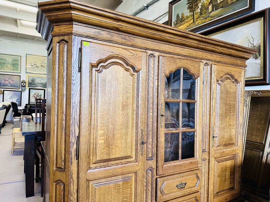 Wysoka, w pełni dębowa komoda holenderska :)