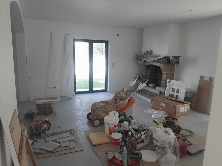 Pintura de interiores apartamentos e moradias