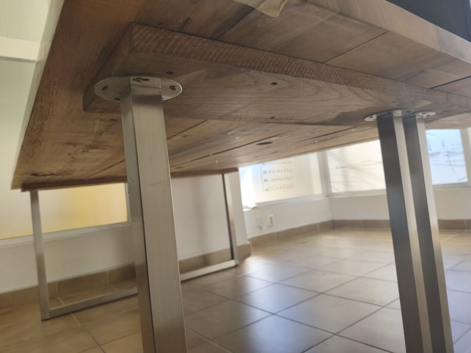 Mesa escritório 2,12mX1,47m