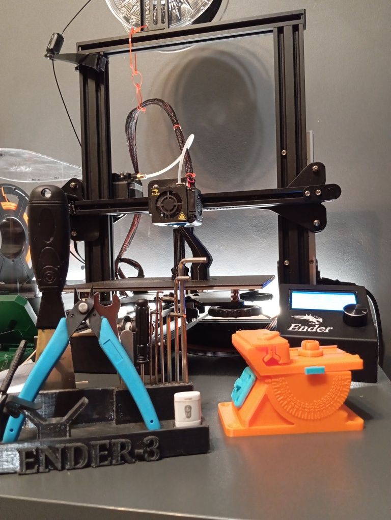 Drukarka 3D Ender 3 Creality + 2 stoły i filament