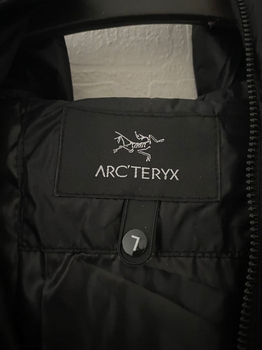 Тепла зимова куртка Arcteryx