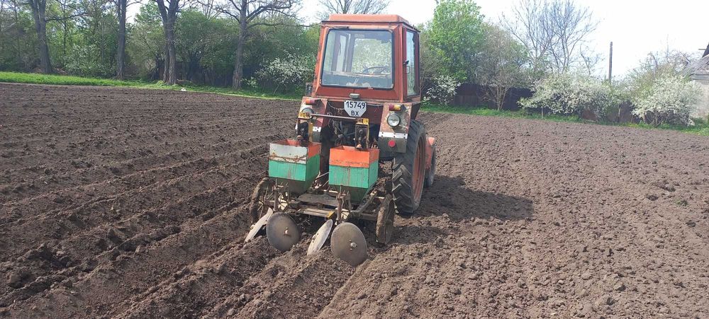 Продам трактор Т-25