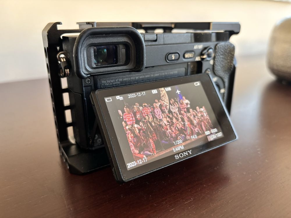 Sony a6500 lente 18-105 F4 camera mirrorless 4K