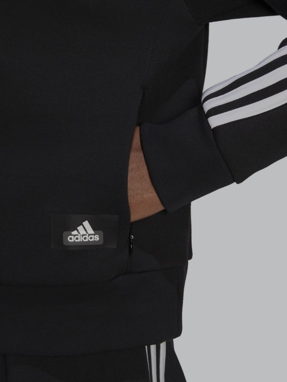 Женский свитшот Adidas