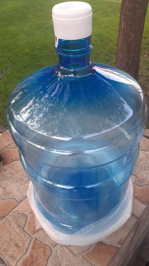 Бутыля новые балоны для питьевой воды