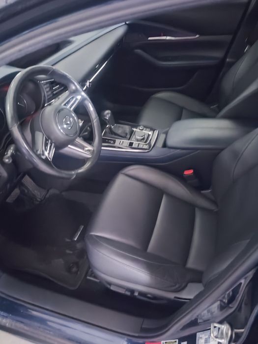 Автомобіль  Mazda cx30